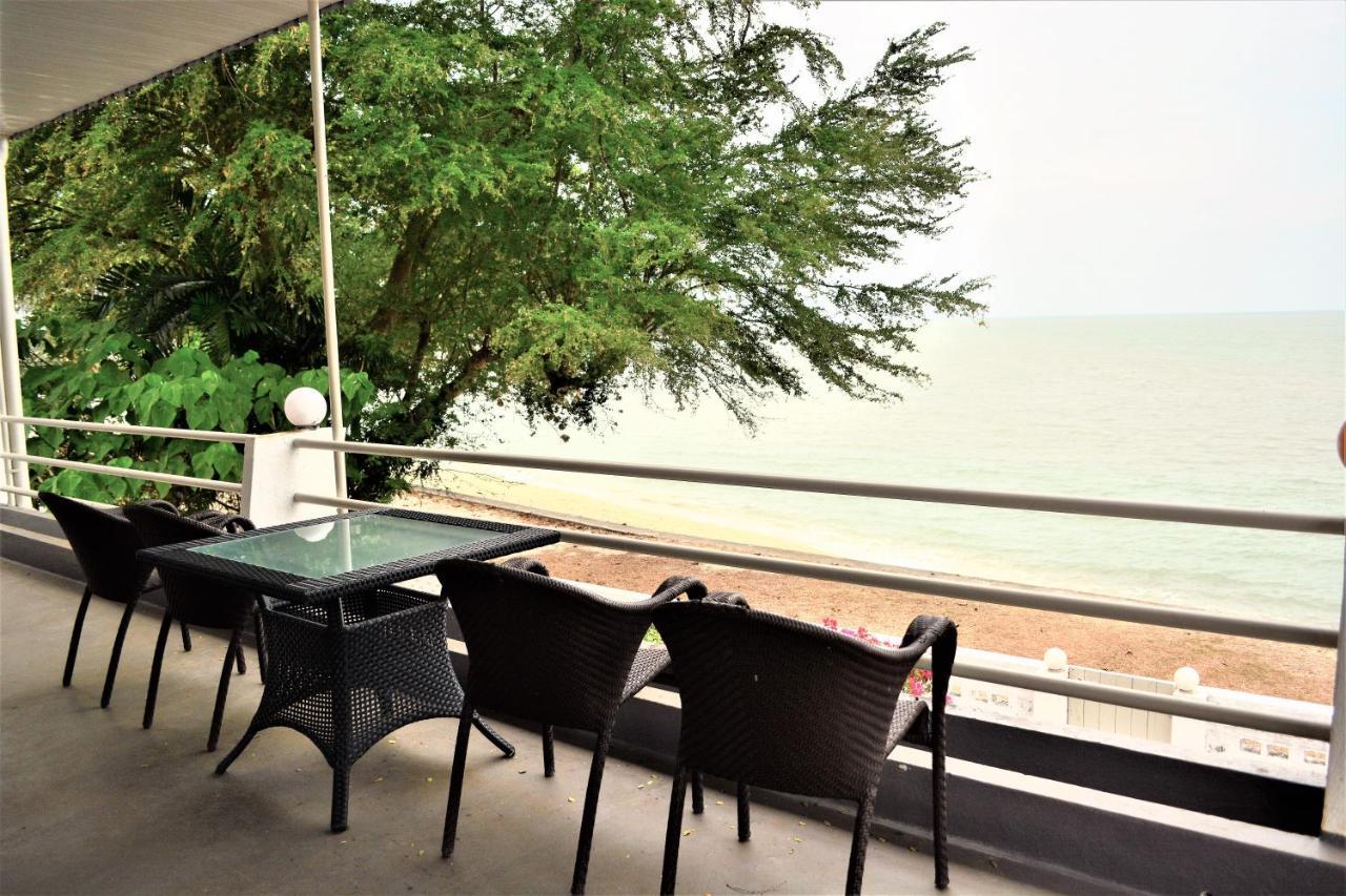 G&T'S Beach Front Villa Tanjung Bungah  Exteriér fotografie