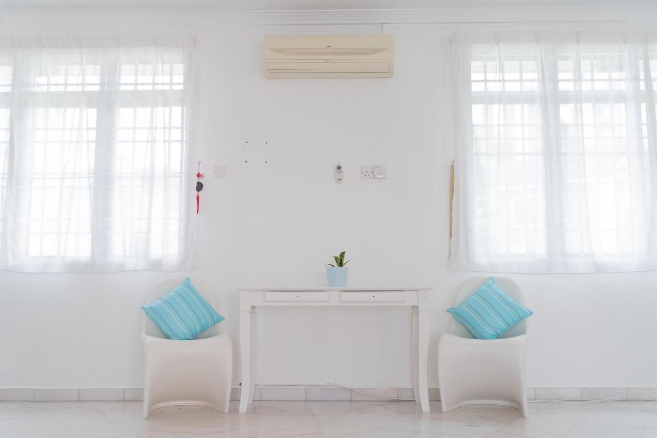G&T'S Beach Front Villa Tanjung Bungah  Exteriér fotografie